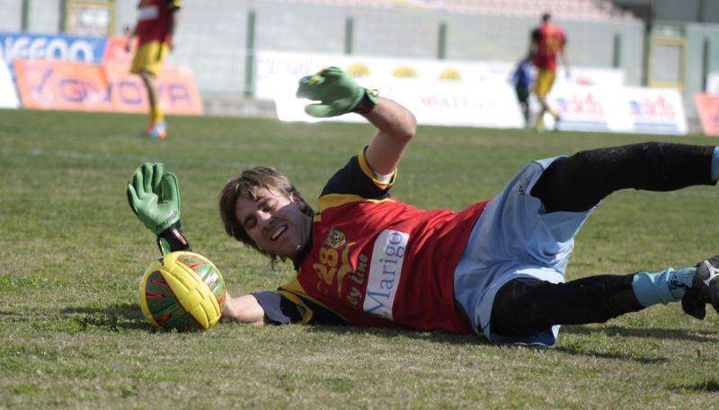 Catania, stretta finale per il portiere