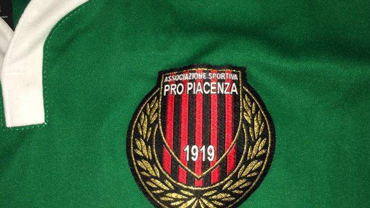 Pro Piacenza, caccia a un attaccante