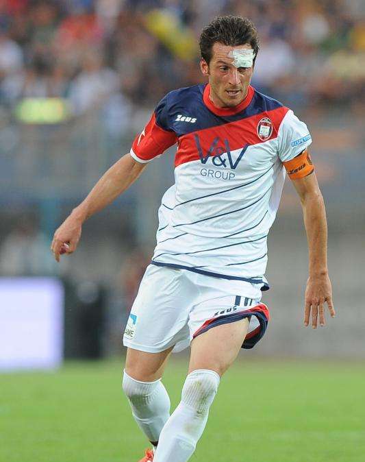 Un attaccante del Crotone fa gola in Lega Pro
