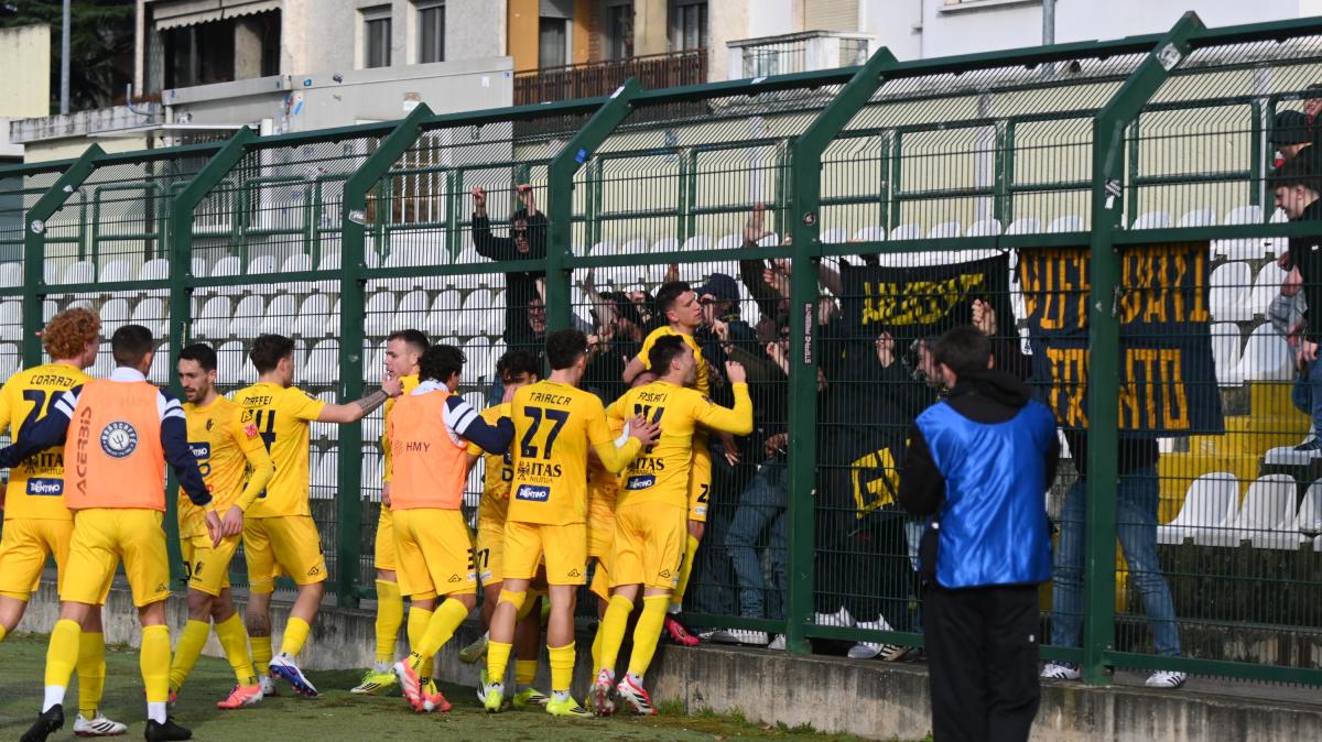 Immagine strip Girone A n.1