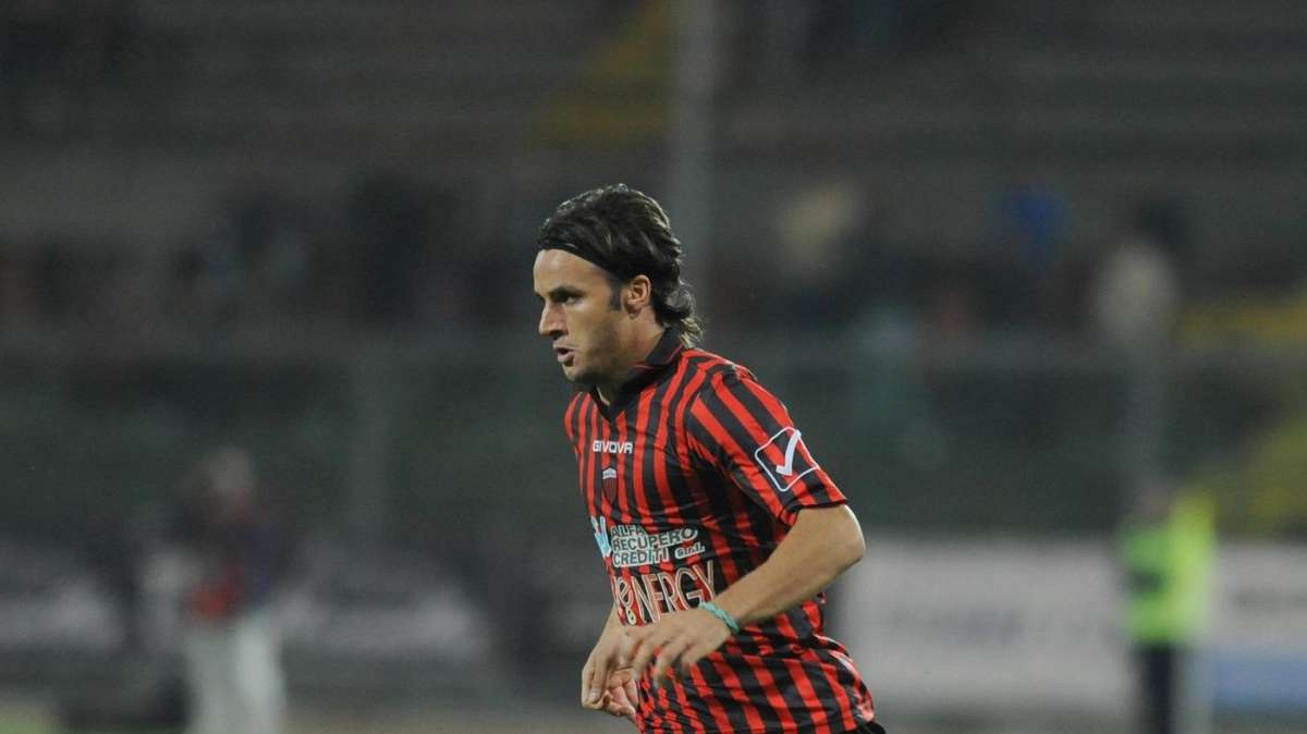 Catanzaro, mercato in fermento sia in entrata che in uscita