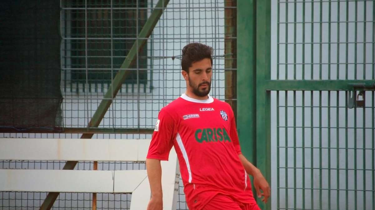 Cosenza, un terzino destro in prova