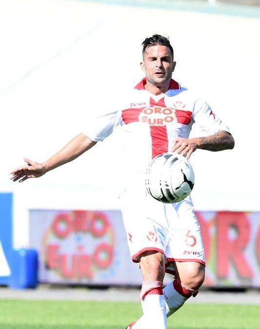 Casertana, colpaccio in mediana