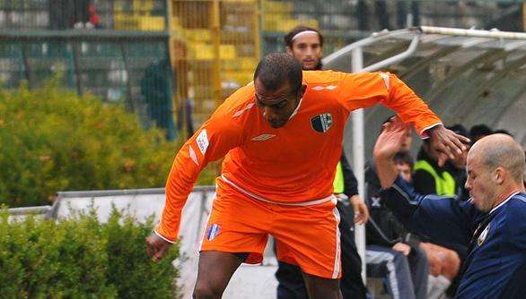 L'ex Cavese Troise scende in Serie D