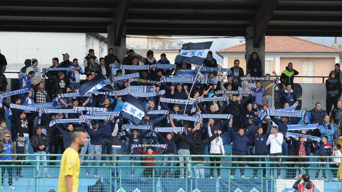 1^ Divisione, gara a metà tra Paganese e Latina