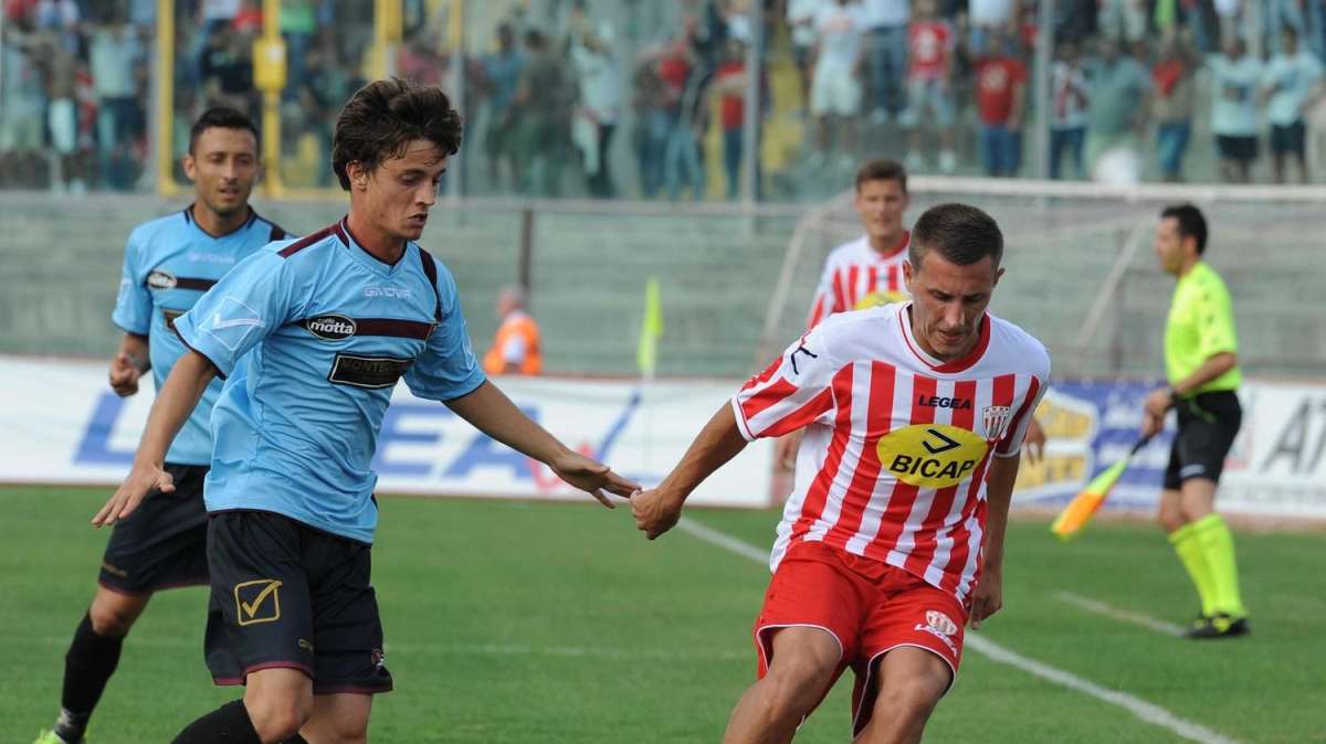 Barletta, sirene dalla B per D'Errico
