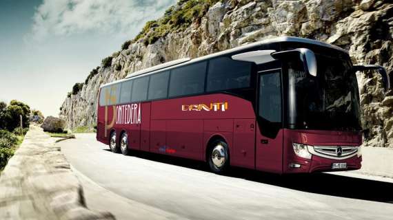 Pontedera, ecco il nuovo bus. Barbagna: "Regalo per squadra e città"