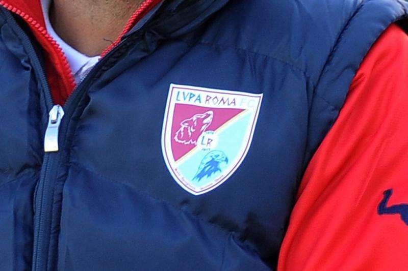 Un ex Racing firma con la Lupa Roma
