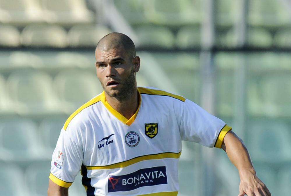 Casertana, Lombardi strizza l'occhio a un centrocampista di B