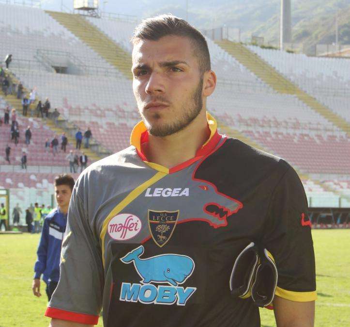 Monopoli, occhi su un portiere del Lecce