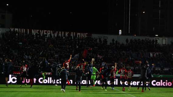 Cosenza, il Comune concede lo stadio al club: "Licenza d'uso senza riserve ma per la squadra e la città"