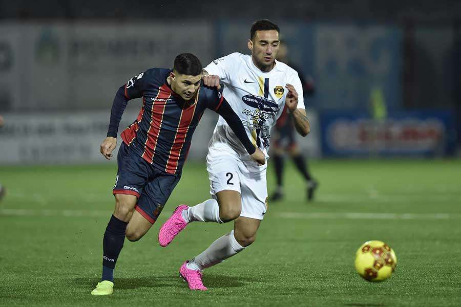 Casertana, da una rossoblù all'altra: l'ex Origlia firma in D col Picerno