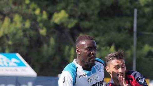Virtus Francavilla, per Nzola si muove anche la Fiorentina