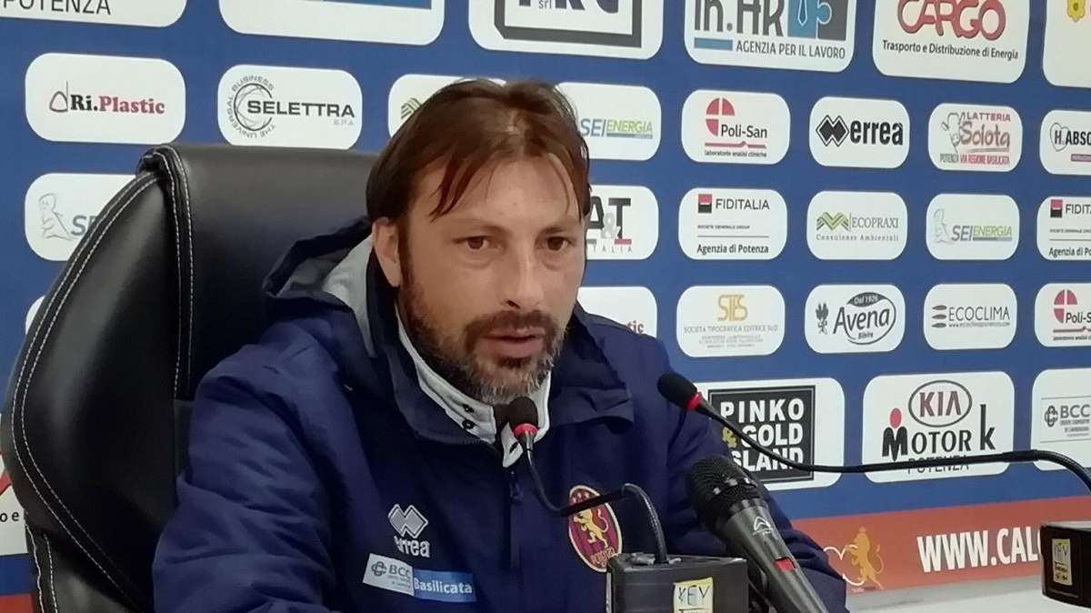 Carrarese, per la panchina azzurra prende quota la pista Raffaele
