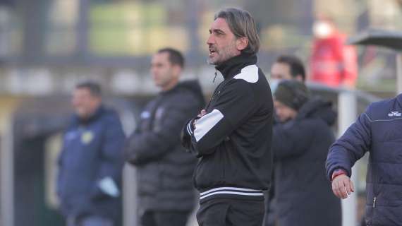 Pro Vercelli, tutti pazzi per Modesto: il Frosinone sfida il Crotone