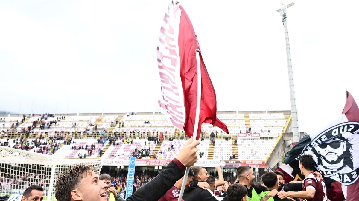 Salernitana, differenziato per Frascatore. Terapie per De Boer e Cabianca
