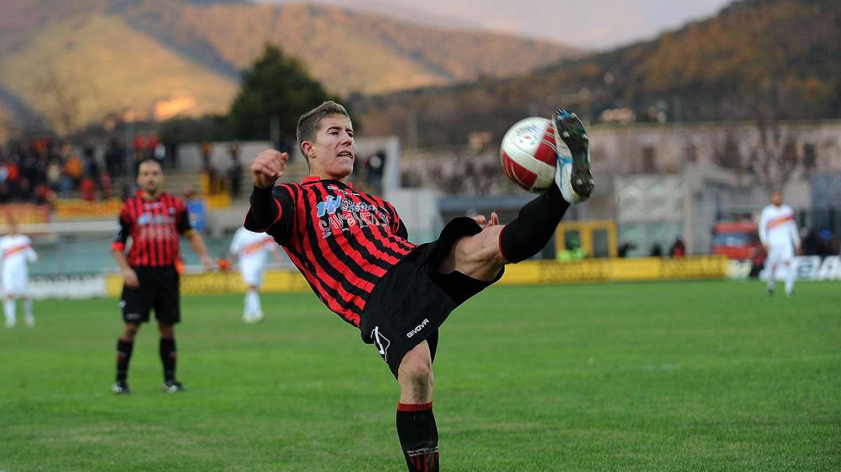 1^ Divisione, la Nocerina rifila un poker al Barletta