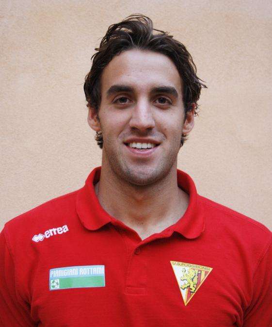 Duello Tuttocuoio-Renate per un difensore ex Perugia