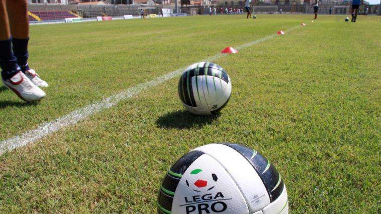 Lega Pro: sul campo con lo spumante in ghiaccio