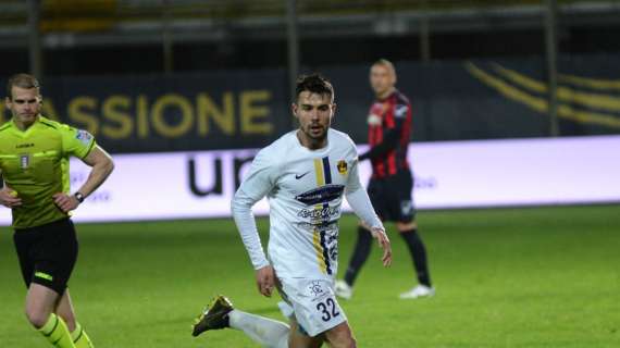 UFFICIALE - Viterbese, risoluzione con l'attaccante Edoardo Tassi