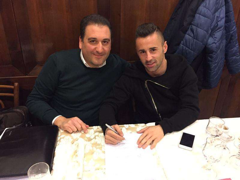 FOTONOTIZIA - Viterbese, la firma di Salvatore Sandomenico
