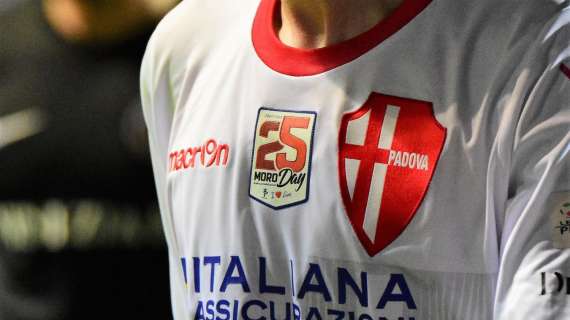 Asta benefica su CharityStars per le maglie Worn di Padova-Triestina