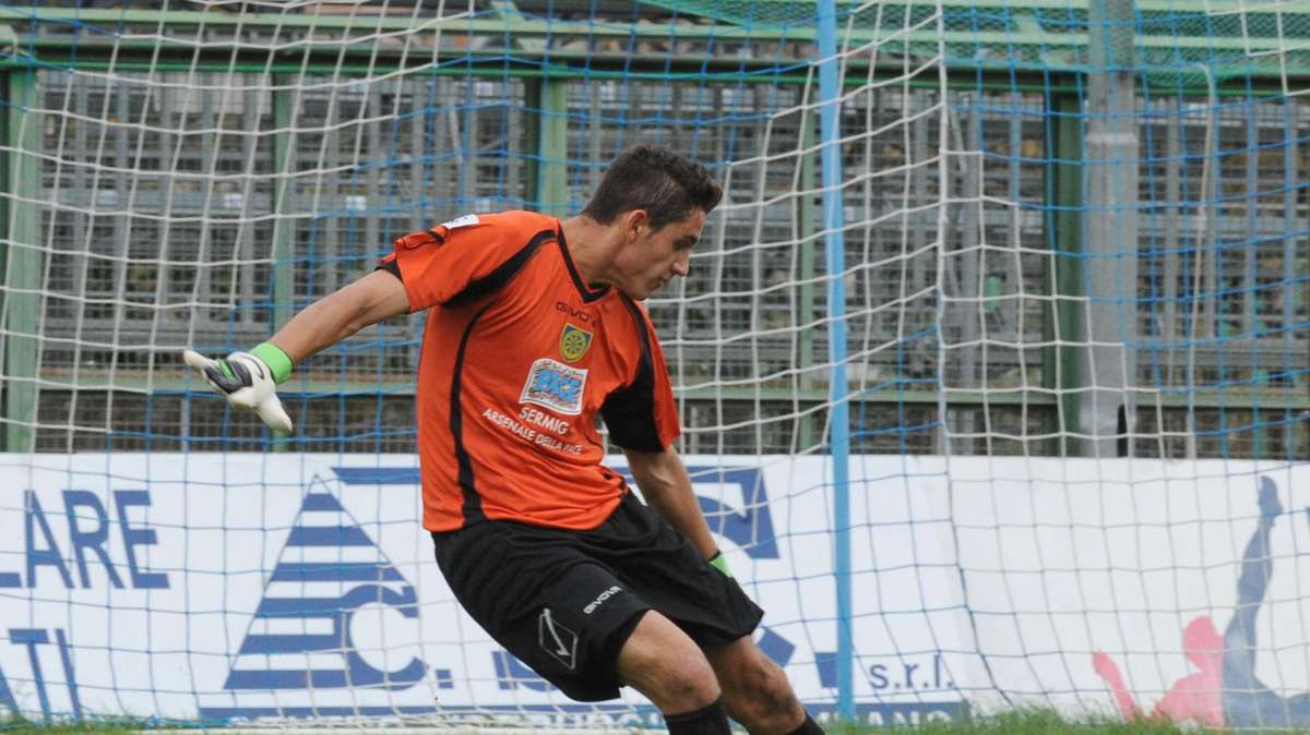 Casertana, un club di B si inserisce per un portiere