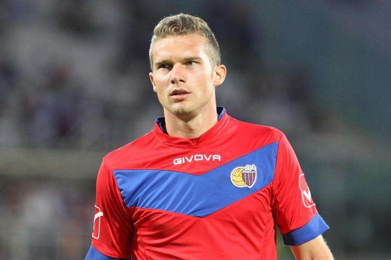 Catania, l'ex Frison si allena con l'Ascoli