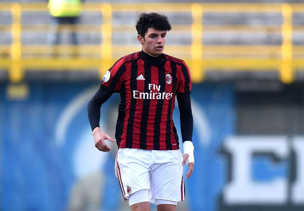 Ternana, può arrivare dal Milan il difensore Bellanova