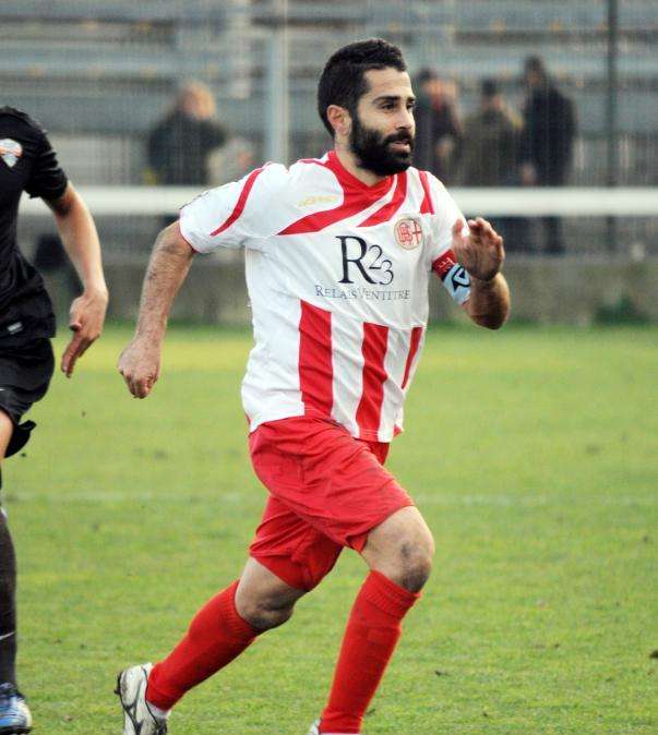 Catanzaro, rescinde un centrocampista