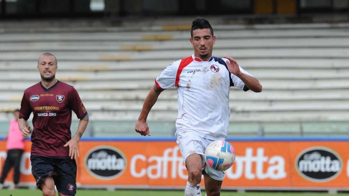 Arezzo, domani arriva un centrocampista dalla B