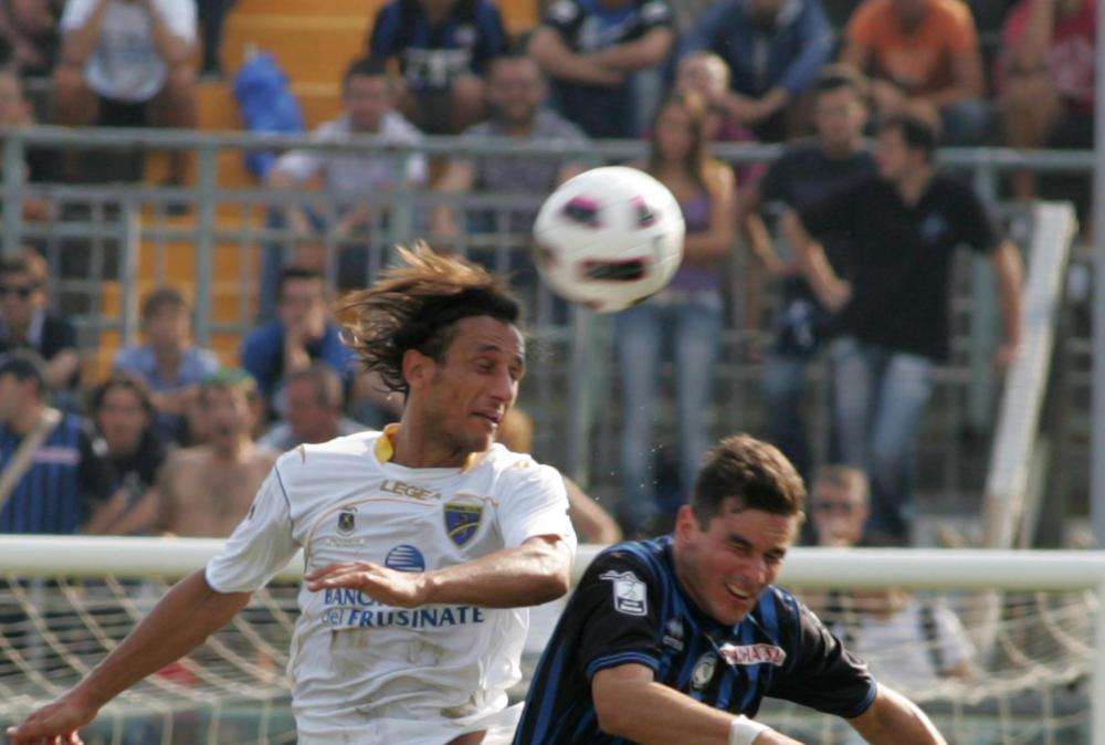 Frosinone, si riparte da bomber Santoruvo