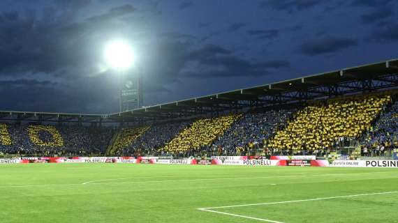 Frosinone e Salernitana si giocano la B al playout: le date