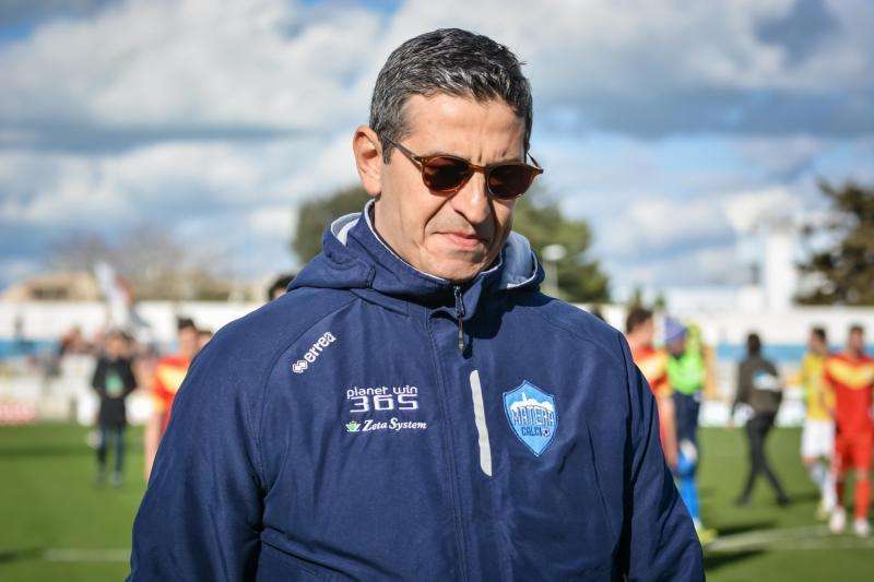Lecce, può arrivare un ex difensore per la panchina