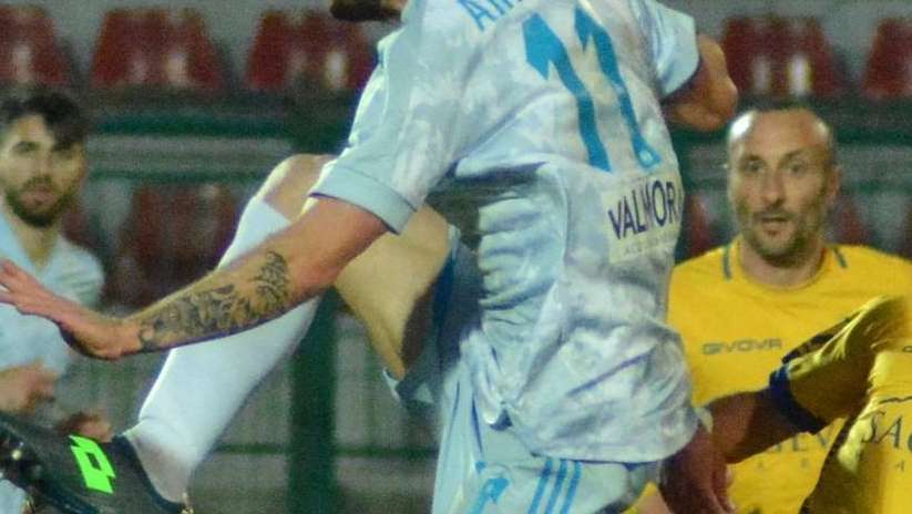 INTERVISTA TC - Carrarese, Foresta: "Sarebbe bello entrare nei playoff"