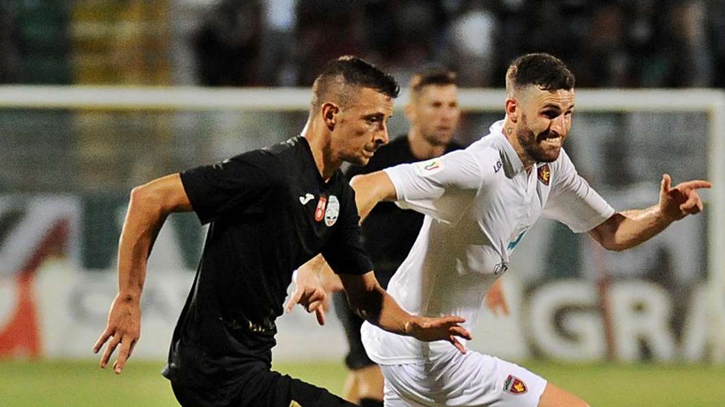 NOTIZIA TC - Monopoli, Donnarumma vola in B. Triennale col Cittadella