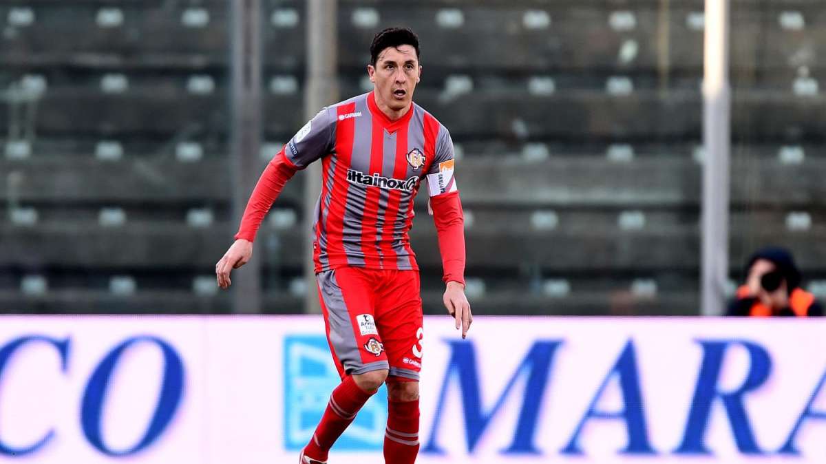 Catanzaro, per la difesa piace il brasiliano Claiton