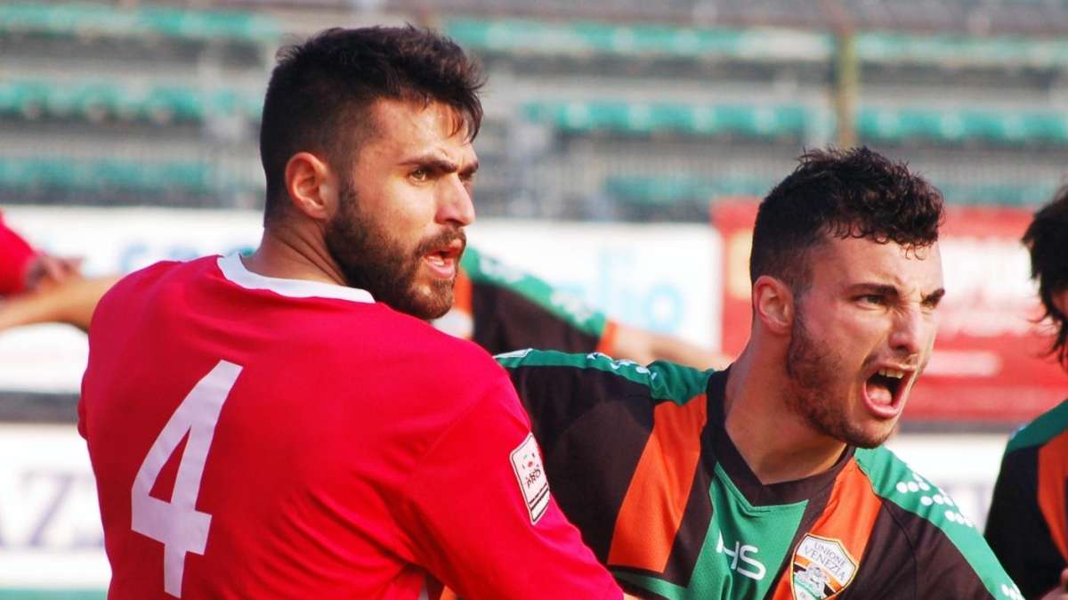 Salernitana, pronto il ritorno del difensore Altobello. Solo se....