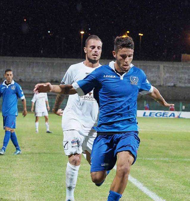 Foggia, pressing per un centrocampista della Paganese