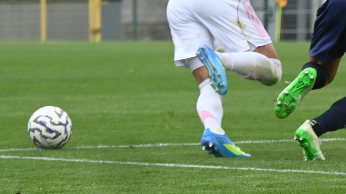 Parziali 14.30: l'Arezzo vince e ha un piede in B. Torres ai playout, Samb salva