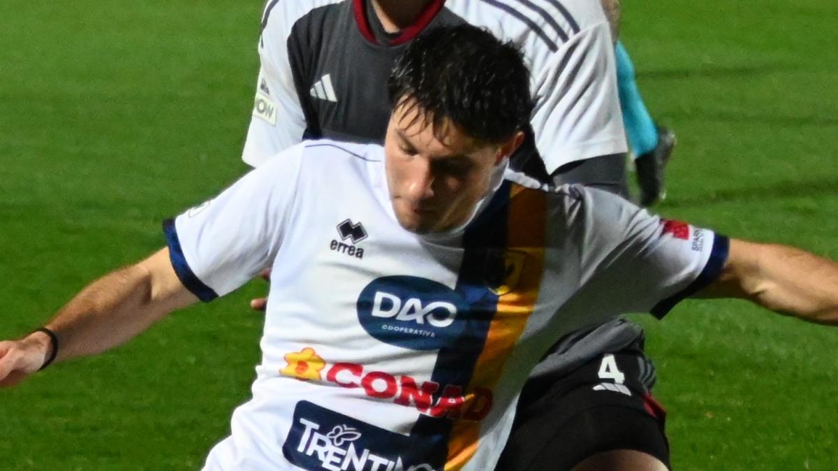 Sorrento, sondaggio per il centrocampista offensivo Puletto della Pianese