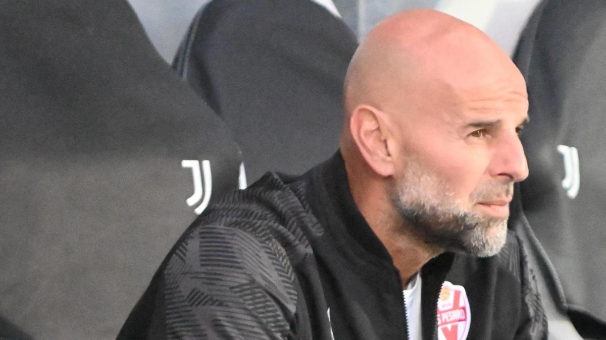 Vis Pesaro, contratto fino al 2030 ma possibile addio per Roberto Stellone