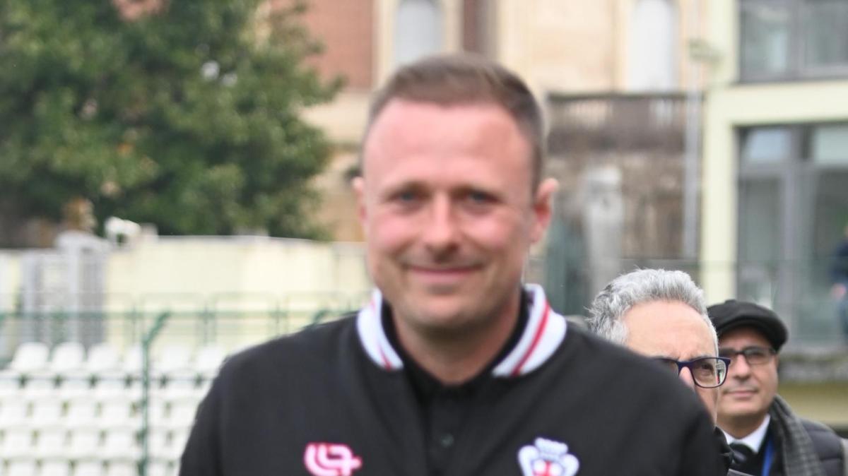 Pro Vercelli, Santoni calcola: "Salvezza a 44 punti. Playoff a quota 53"