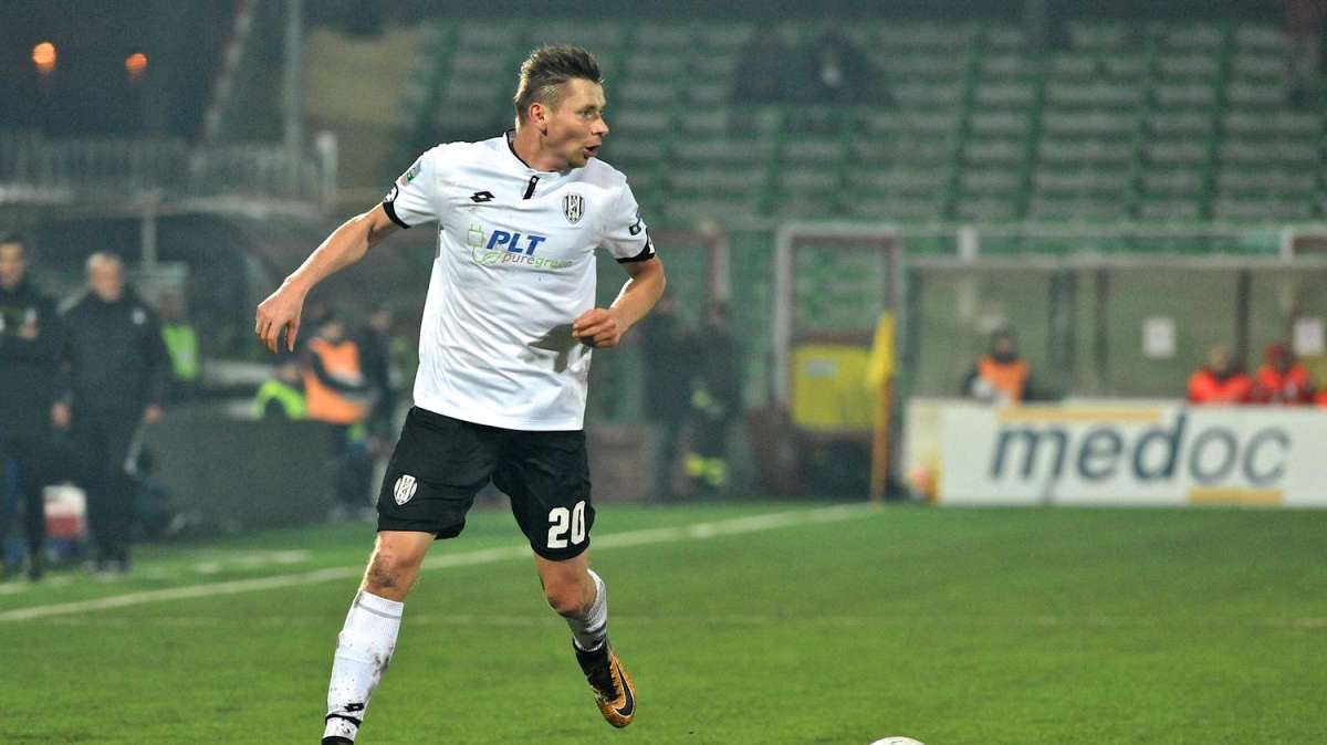 Bari, domani Kupisz e Schiavone si aggregheranno alla Salernitana