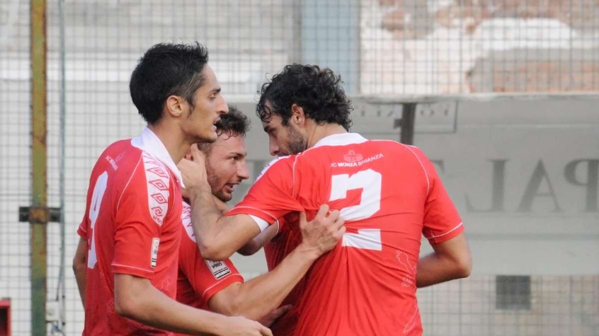 Monza mania: 46 operazioni di mercato