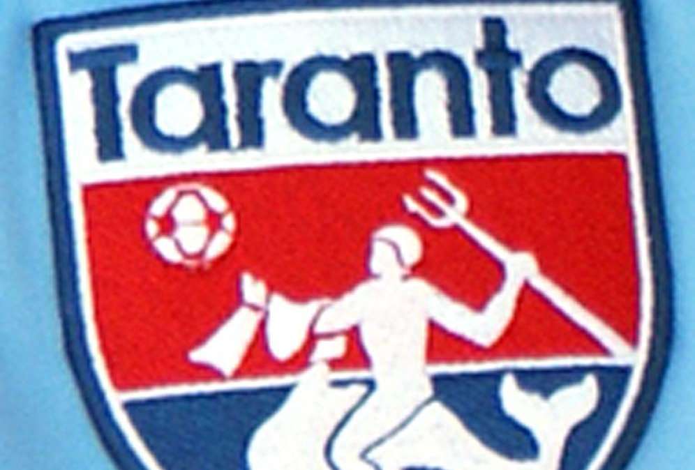 Il Taranto parte per il ritiro in attesa di nuovi colpi