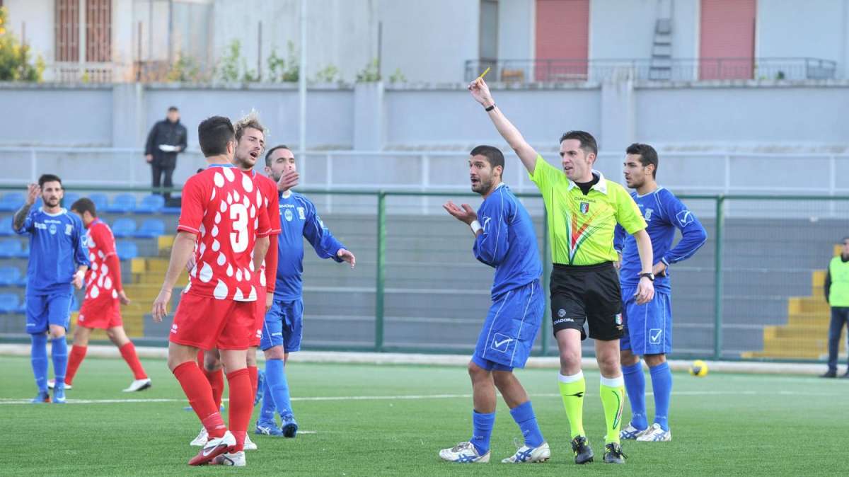 ESCLUSIVA TLP - Fondi, oggi firma un ex Sorrento