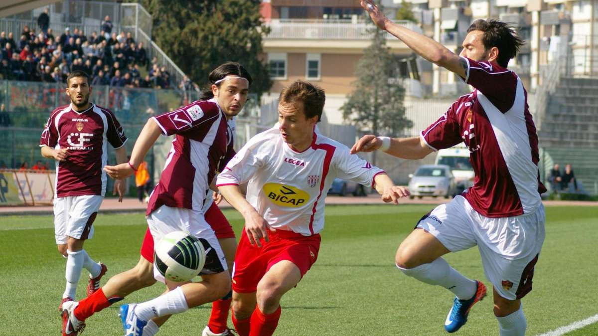 ESCLUSIVA TLP - Avellino, per la difesa in arrivo un fedelissimo di Rastelli