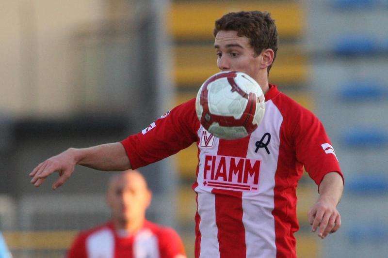 Lucchese, due pretendenti per un tuo (ex) centrocampista