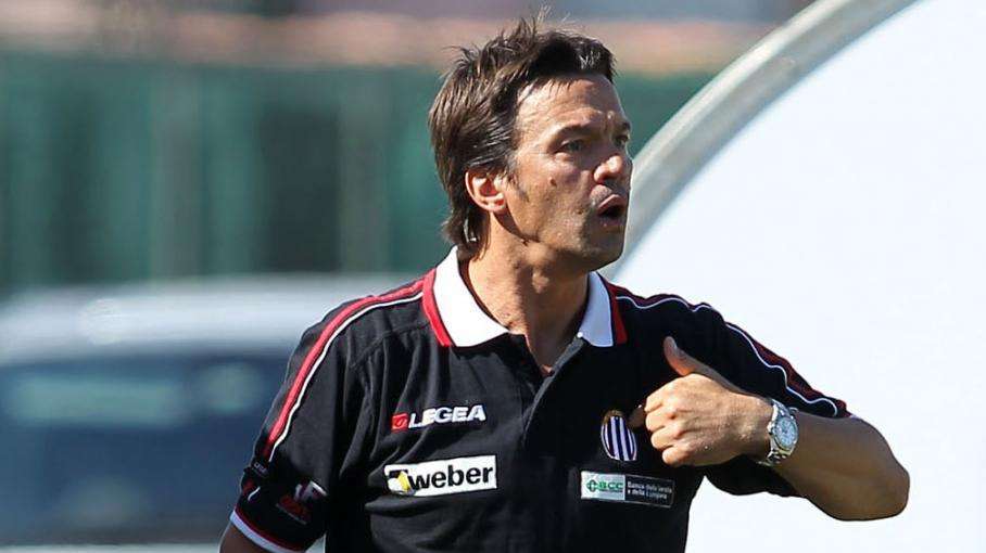 Viareggio-Atletico Roma, pochi cambi negli schieramenti di partenza